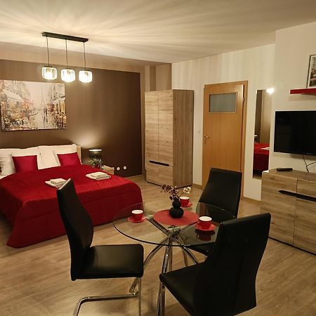 Apartamenty Edk Еленя-Гура Экстерьер фото