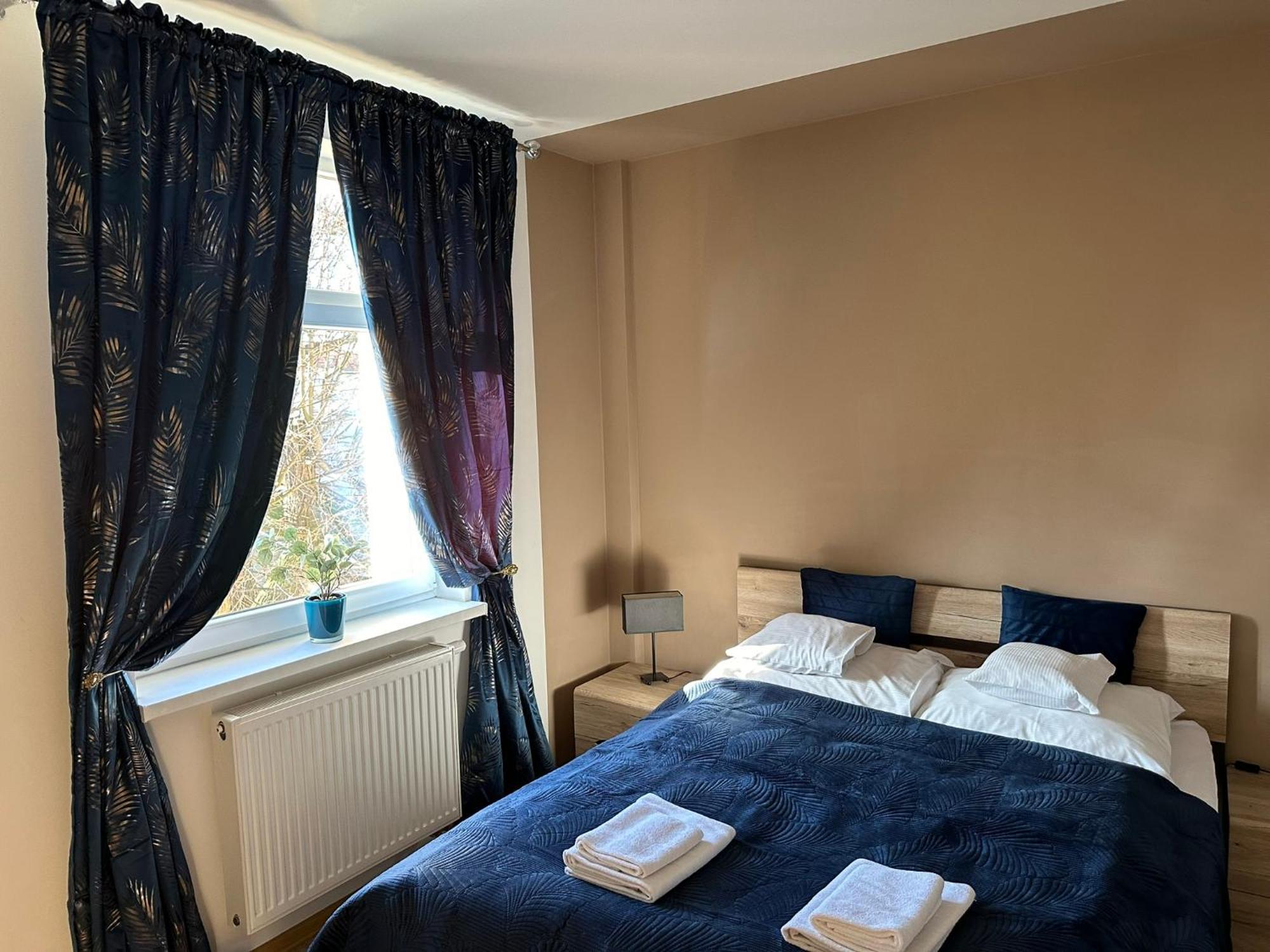 Apartamenty Edk Еленя-Гура Экстерьер фото
