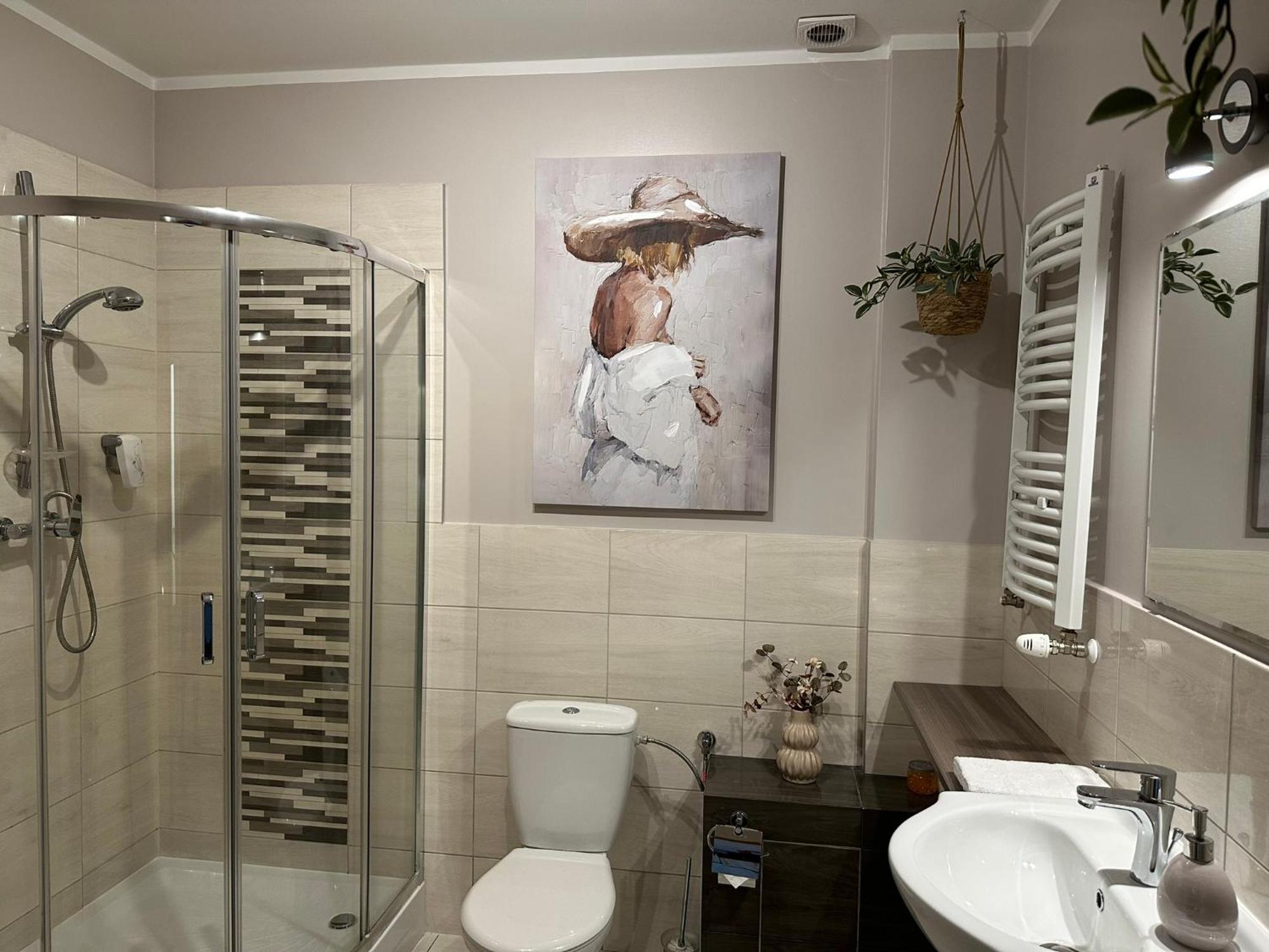 Apartamenty Edk Еленя-Гура Экстерьер фото