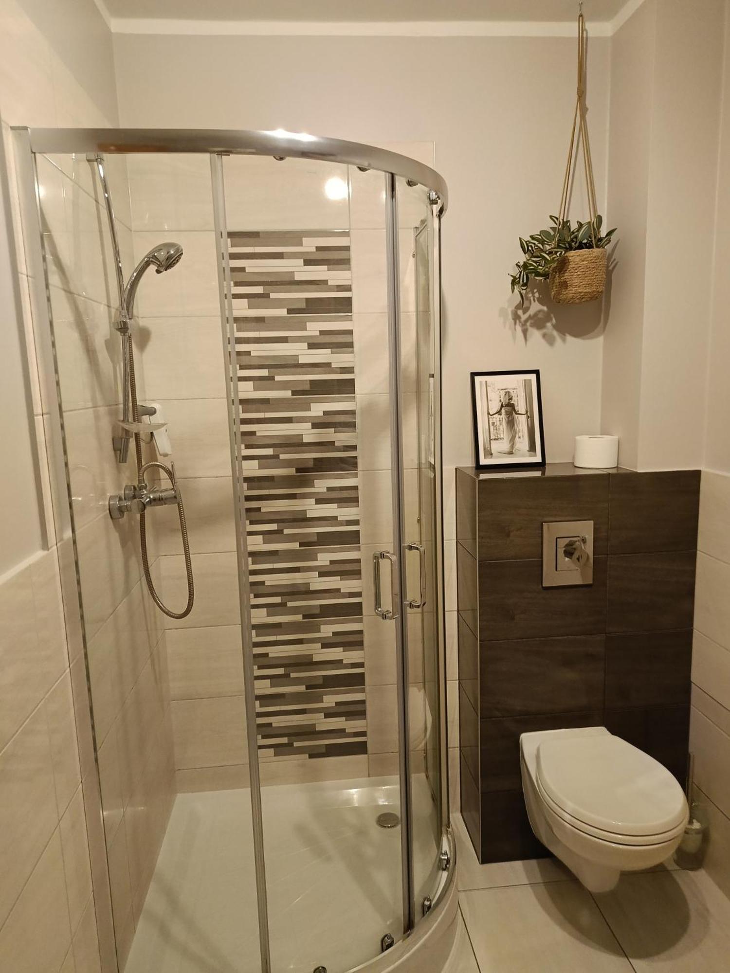 Apartamenty Edk Еленя-Гура Экстерьер фото