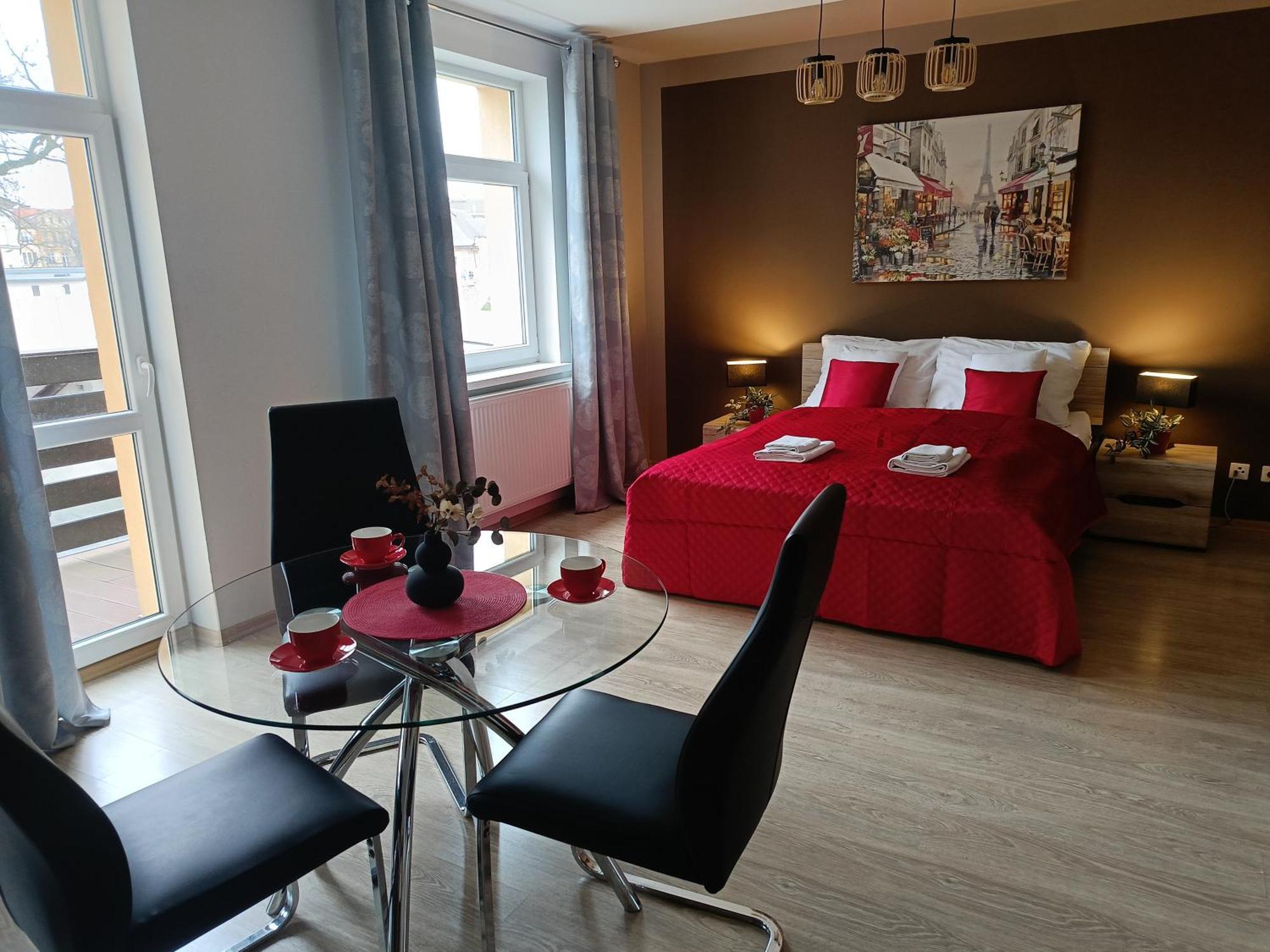 Apartamenty Edk Еленя-Гура Экстерьер фото