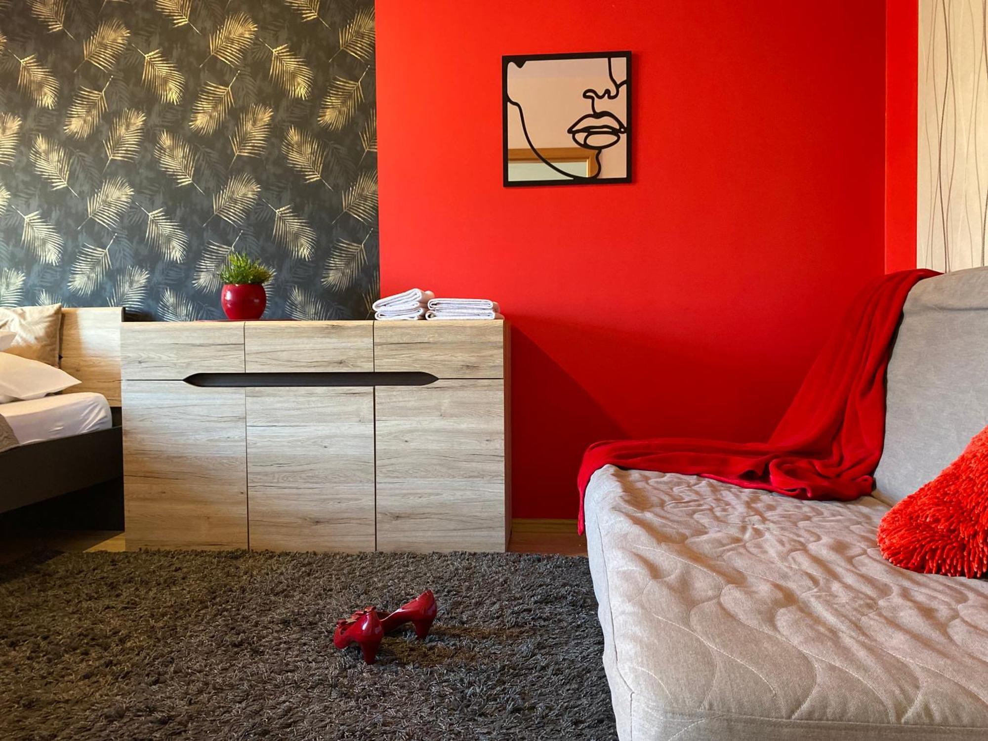 Apartamenty Edk Еленя-Гура Экстерьер фото