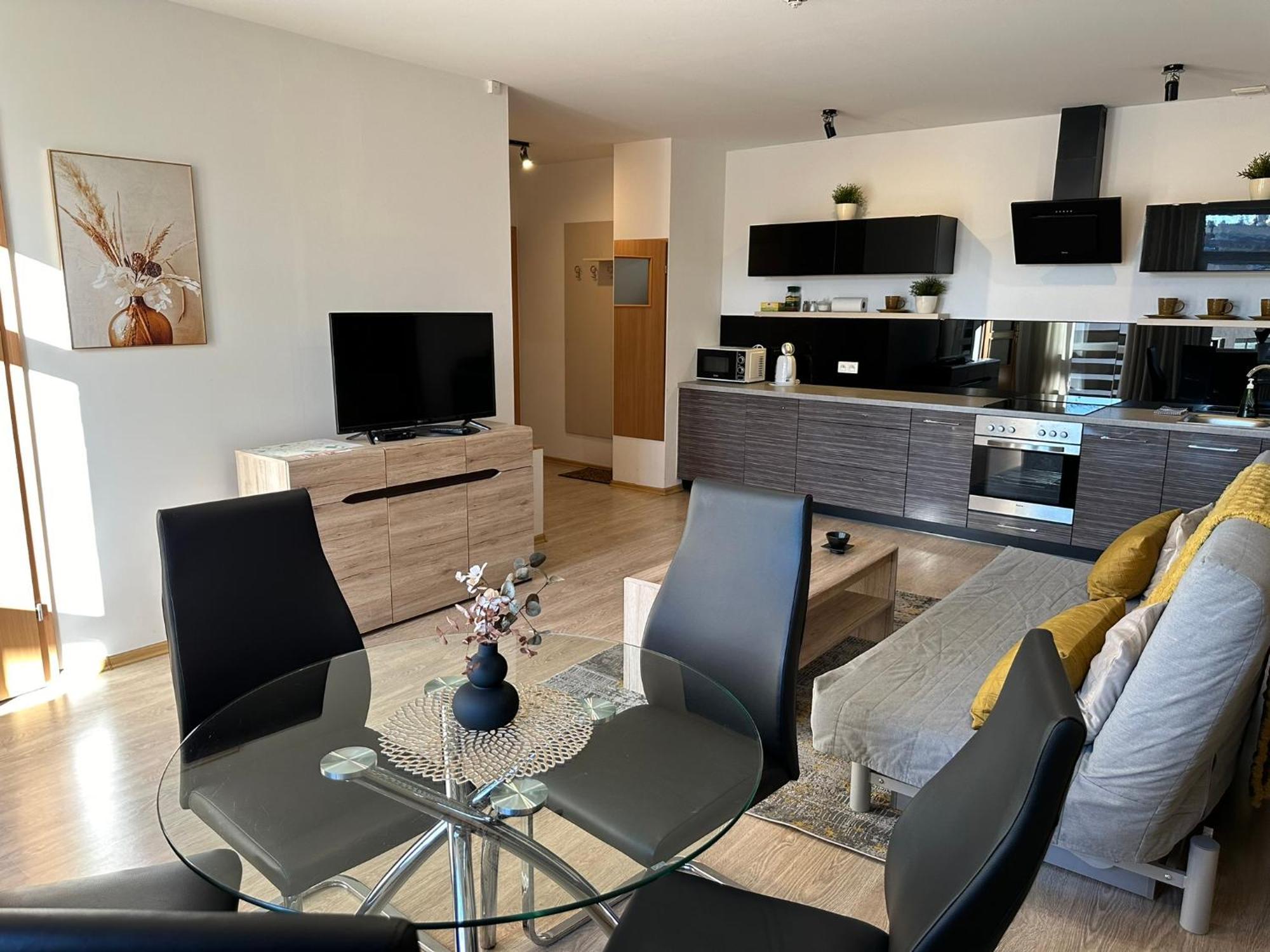 Apartamenty Edk Еленя-Гура Экстерьер фото